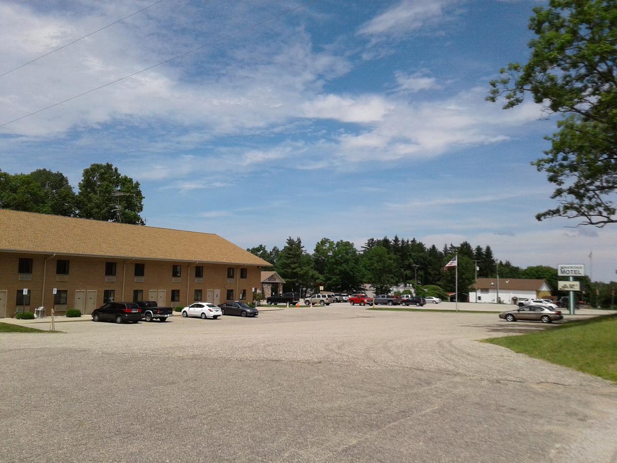 Oakridge Motel Newaygo Eksteriør billede